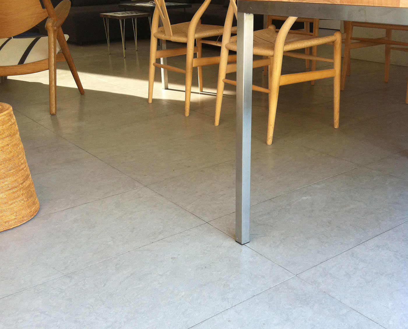 Gris Blue Honed Limestone courtesy of Chris Connell Architects